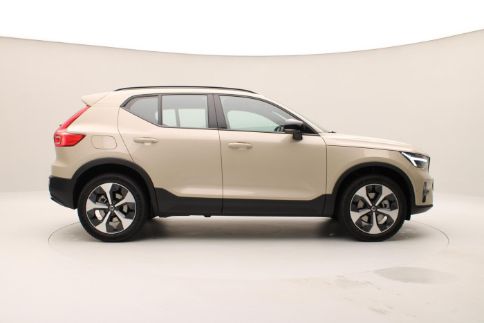 Volvo XC40 B3 AUT DARK PLUS