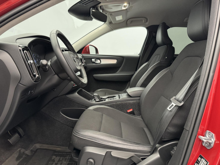 Volvo XC40 D3 AWD MOMENTUM CZ 1.maj 2.0 d Momentum