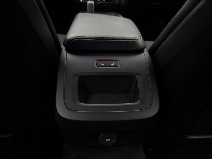 Volvo V60 B4 MOMENTUM PRO REZERVACE 2.0 Momentum