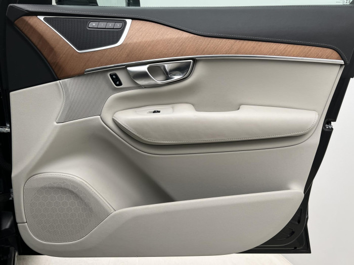 Volvo XC90 B5 AWD INSCRIPTION AUT CZ