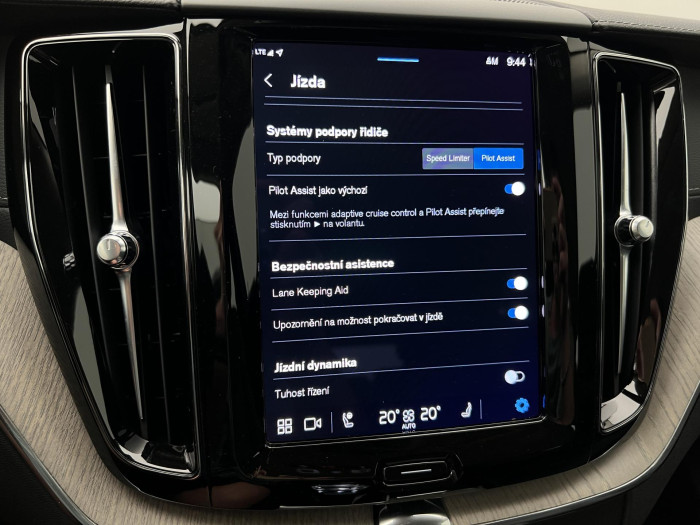 Volvo XC60 B5 AWD INSCRIPTION AUT 1.maj.