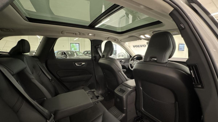 Volvo XC60 T6 AWD RECHARGE  AUT REZERVACE