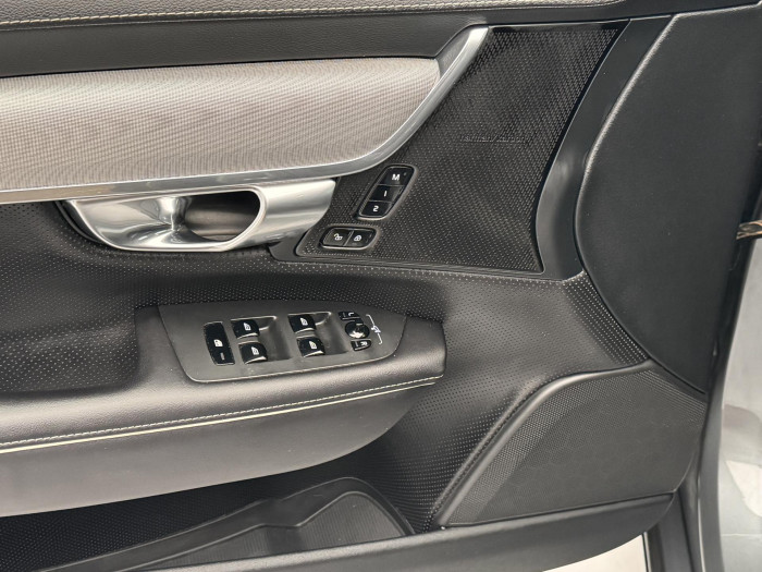 Volvo V90 T4 R-DESIGN AUT