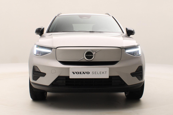 Volvo XC40 PLUS SINGLE MOTOR RECHARGE CZ