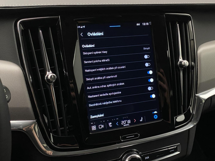 Volvo V90 CC B4 AWD PLUS AUT REZERVACE