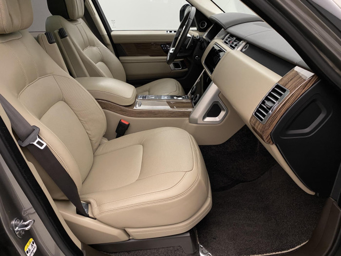 Land Rover Range Rover D300 AUTOBIOGRAPHY 3.0 d