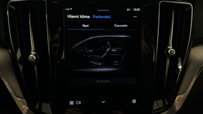 Volvo V60 B4 MOMENTUM AUT REZERVACE 2.0 Momentum