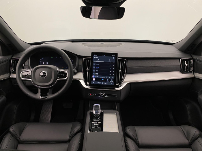 Volvo XC90 B5 AWD BLACK EDITION PLUS 7