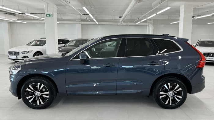 Volvo XC60 B4 CORE AUT REZERVACE