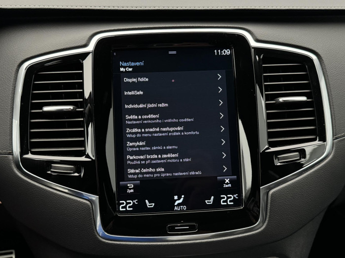 Volvo XC90 B6 AWD R-DESIGN CZ 7 míst