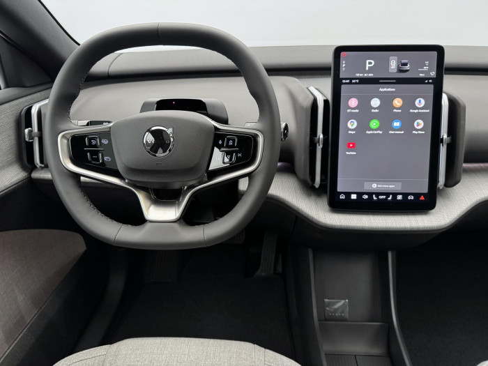 Volvo EX30 PURE ELECTRIC TWIN AWD ULTRA