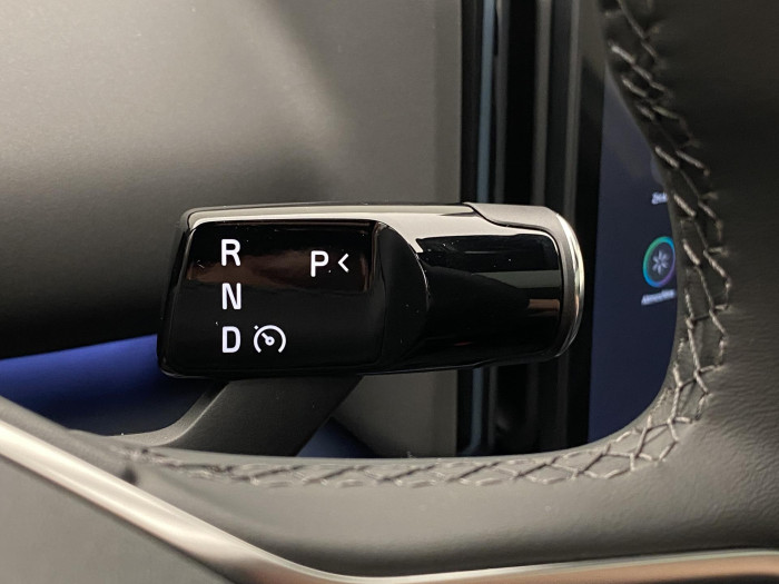 Volvo EX30 PURE ELECTRIC TWIN AWD ULTRA