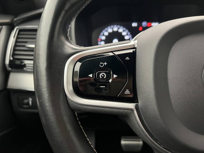 Volvo XC90 B5 AWD R-DESIGN AUT CZ