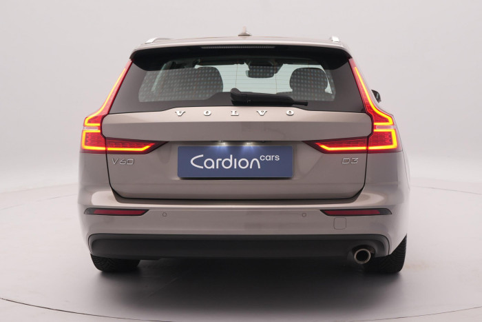 Volvo V60 D3 MOMENTUM PRO AUT 1.maj 2.0 d Momentum