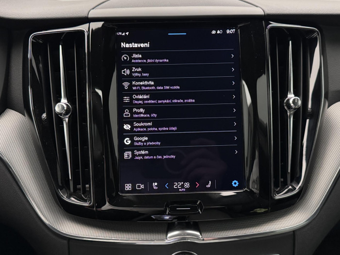 Volvo XC60 B5 AWD BLACK EDITION AUT 2.0 Edition