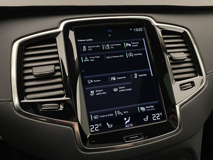 Volvo XC90 B6 AWD INSCRIPTION REZERVACE