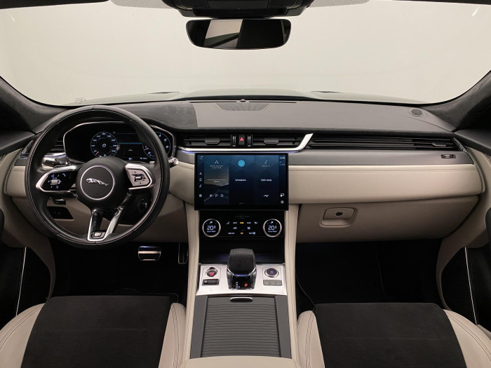 Jaguar F-Pace 5.0 V8 SVR AWD AUT REZERVACE 5.0 V8