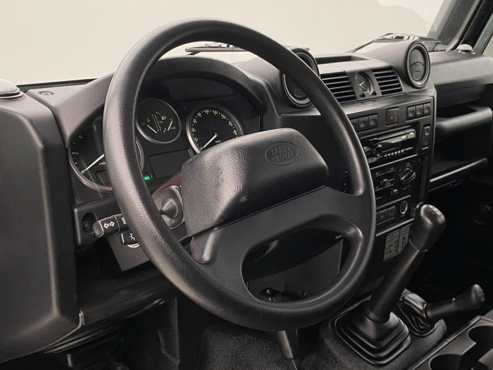 Land Rover Defender 110 STW AWD CZ REZERVACE