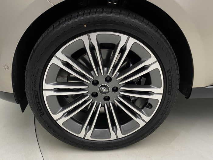 Land Rover Range Rover P530 AUTOBIOGRAPHY REZERVACE