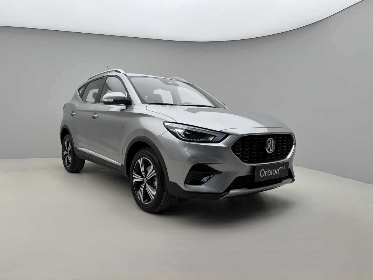 MG ZS ESSENTIAL PLUS 1.5 REZERVACE