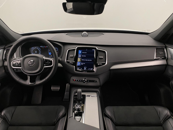 Volvo XC90 B6 AWD R-DESIGN REZERVACE