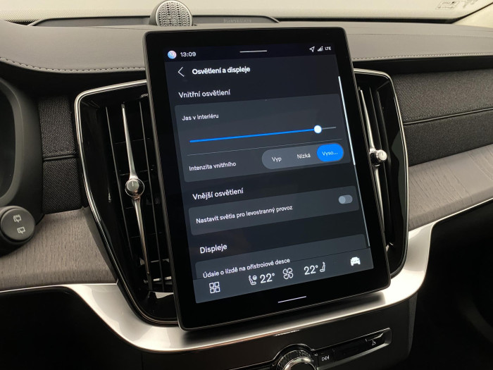 Volvo XC90 T8 AWD RECHARGE BRIGHT ULTRA 7