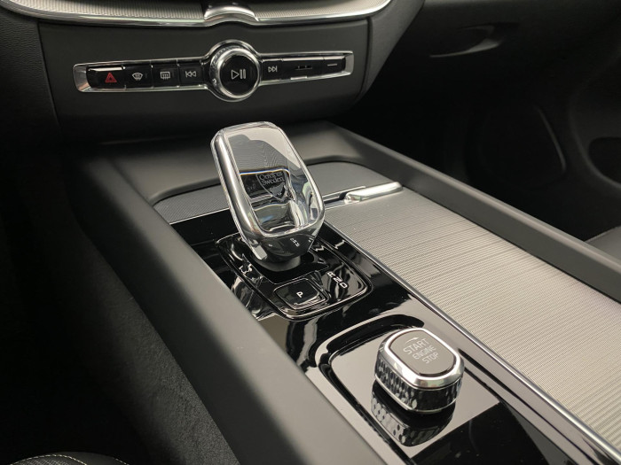 Volvo XC60 B5 AWD BLACK EDITION ULTRA 2.0 Edition