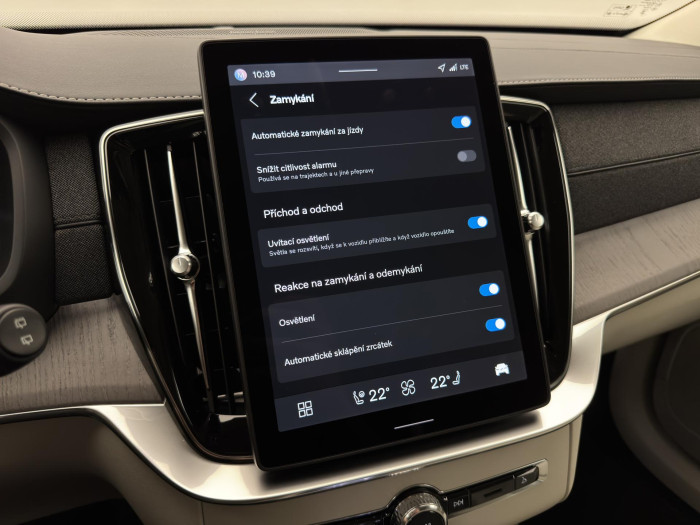 Volvo XC90 T8 AWD RECHARGE DARK PLUS 7m