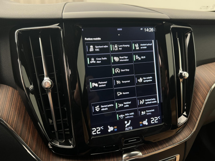 Volvo XC60 T5 AWD INSCRIPTION AUT CZ