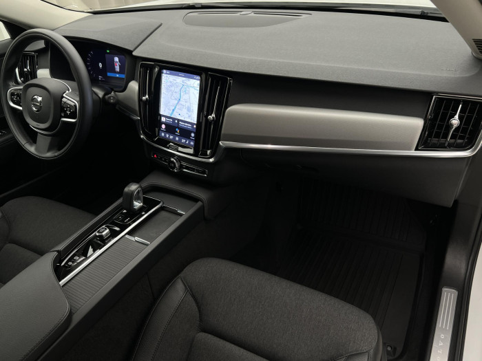 Volvo V90 B4 MOMENTUM AUT 2.0 Momentum