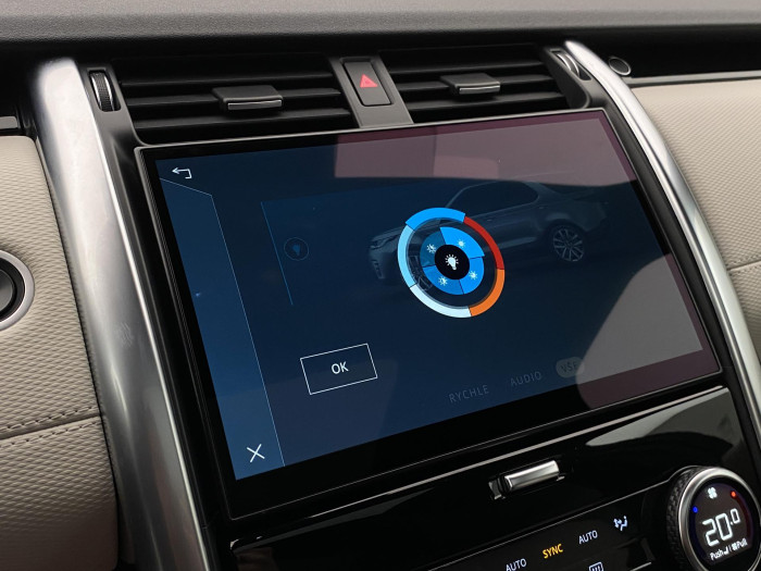 Land Rover Discovery D250 SE AWD AUT REZERVACE 3.0 d SE