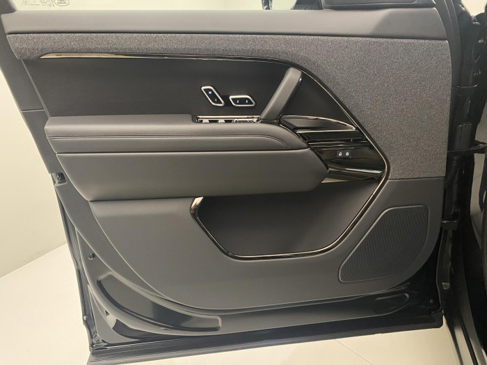 Land Rover Range Rover Sport D300 DYNAMIC SE AWD AUT 3.0 d Dynamic SE