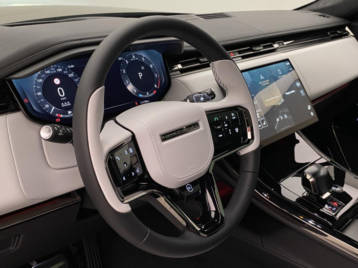 Land Rover Range Rover Sport P635 SV EDITION ONE AWD AUT 4.4 Edition