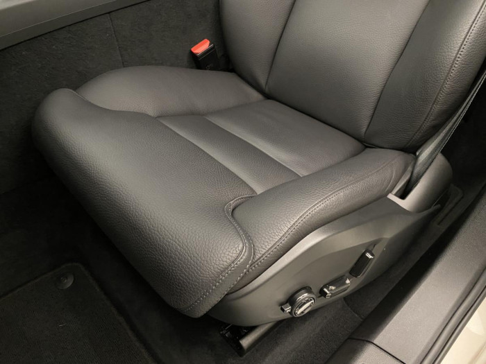 Volvo XC60 B4 AWD PLUS AUT CZ REZERVACE
