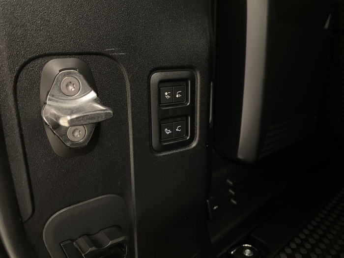 Land Rover Defender 110 P525 V8 CARPATHIAN EDITION 5.0 V8 Edition