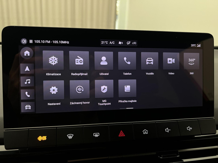 MG MG4 EV EXCLUSIVE 64 kWh CZ 1.maj. Exclusive
