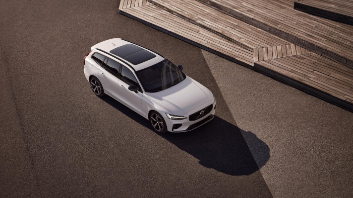 Volvo V60 T6 AWD Plug-in DARK ULTRA