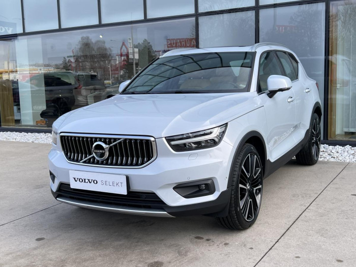 Volvo XC40 D3 INSCRIPTION 1.maj. 2.0 d
