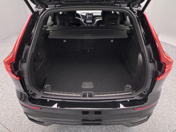 Volvo XC60 B5 AWD AUT PLUS BLACK EDITION