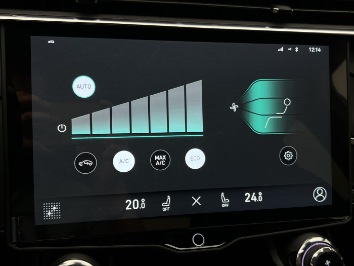 Lynk & Co 01 PHEV DCT 1.maj.