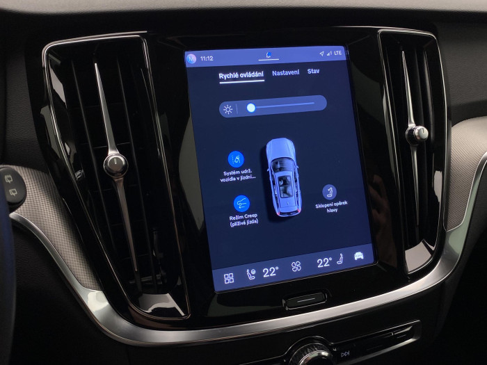 Volvo V60 T8 AWD RECHARGE DARK PLUS CZ