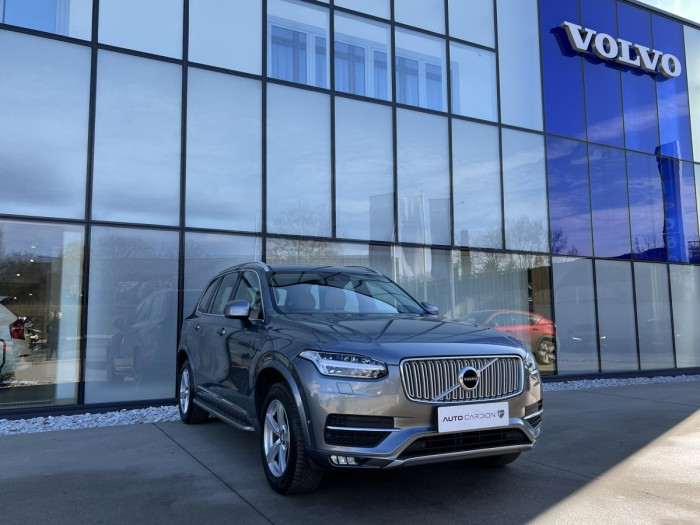Volvo XC90 D5 AWD INSCRIPTION 7MÍSTNÁ Aut 2.0 d