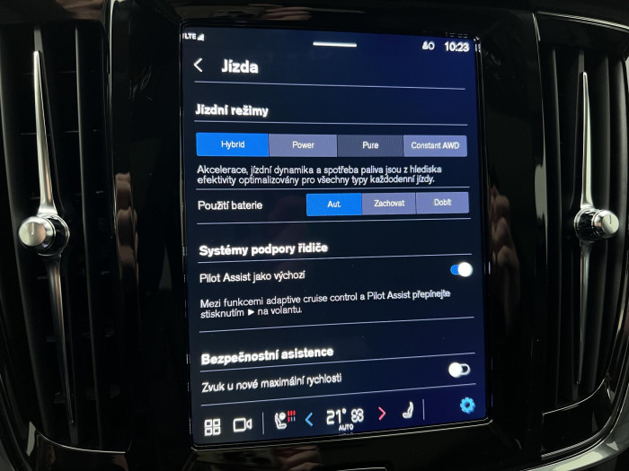 Volvo V90 T6 AWD RECHARGE PLUS BRIGHT