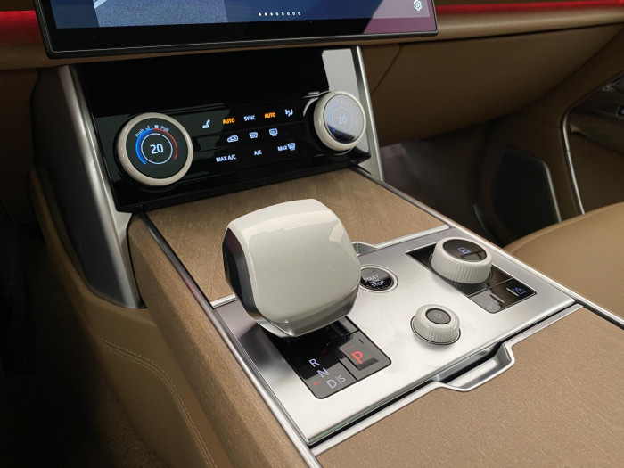 Land Rover Range Rover SV P530 SWB AWD AUT CZ