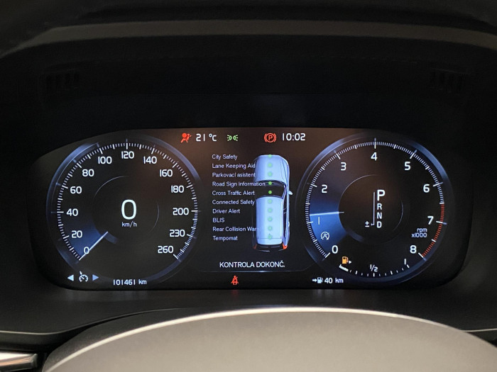 Volvo XC60 T5 AWD MOMENTUM AUT CZ 2.0 Momentum