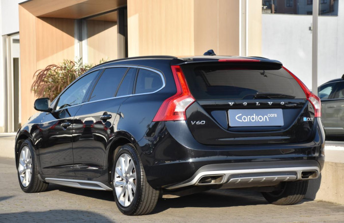 Volvo V60 D3 MOMENTUM REZERVACE 2.0 d Momentum