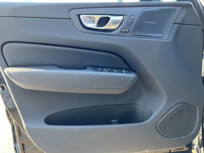 Volvo XC60 B4 AWD BRIGHT PLUS Aut 1.maj.