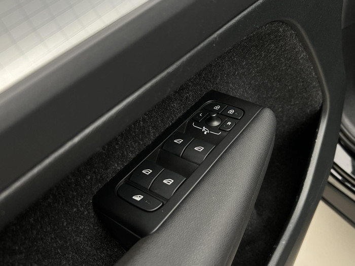 Volvo XC40 T2 MOMENTUM 1.maj. 1.5 Momentum