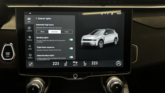 Lynk & Co 01 PHEV DCT AUT