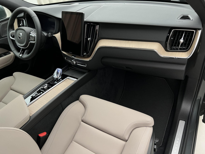 Volvo XC60 B5 AWD AUT BRIGHT PLUS